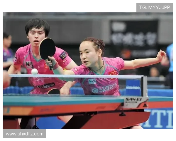 成都乒乓球队与北京乒乓球队赛后复盘分析比赛经验与战术对比